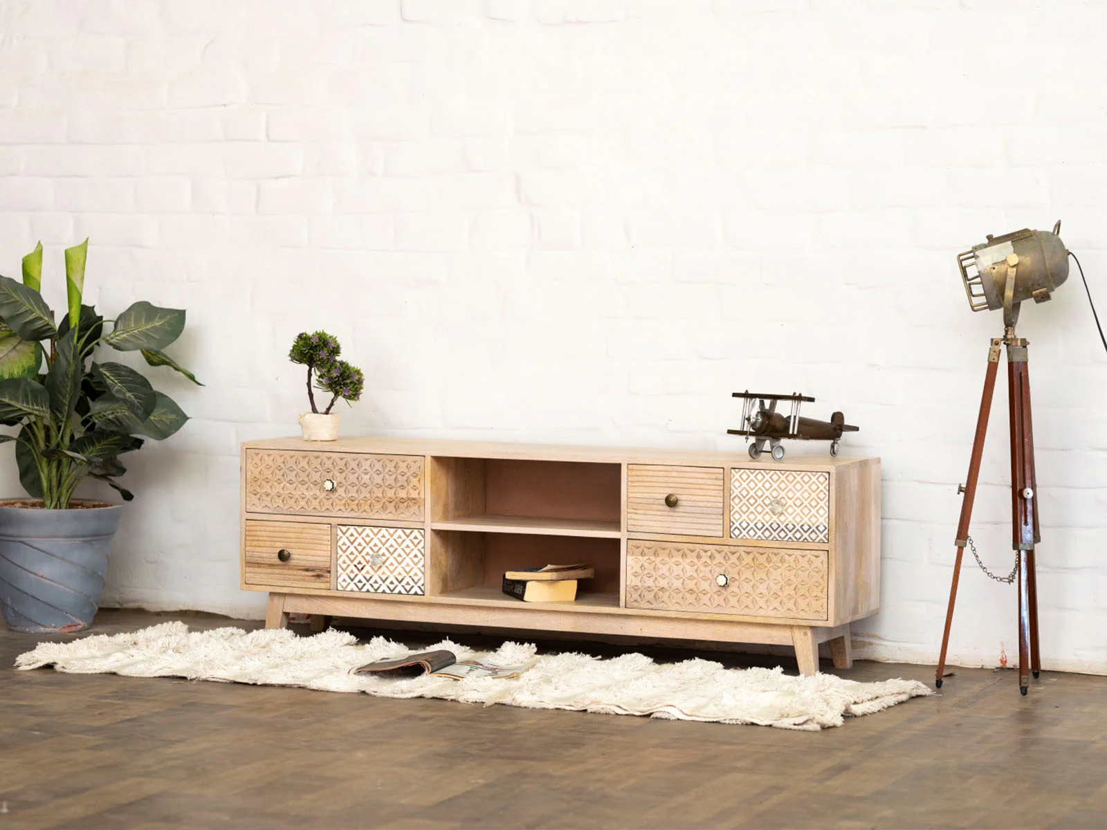 Designer TV Unit Cabinet - Image 4