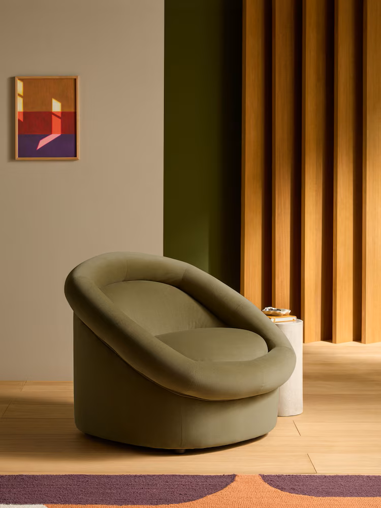 Comfywood Elite Brown Accent Chair